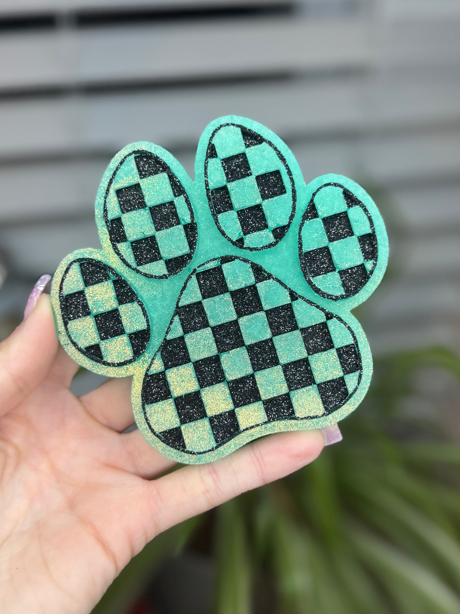 Checkered Paw Print Freshie