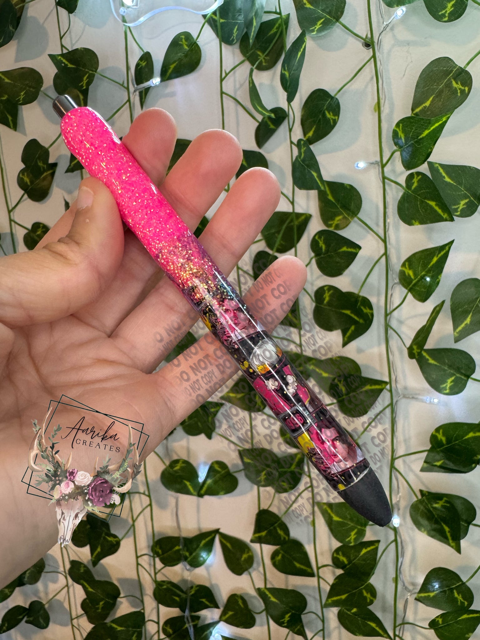 Pink Scream Glitter Pen